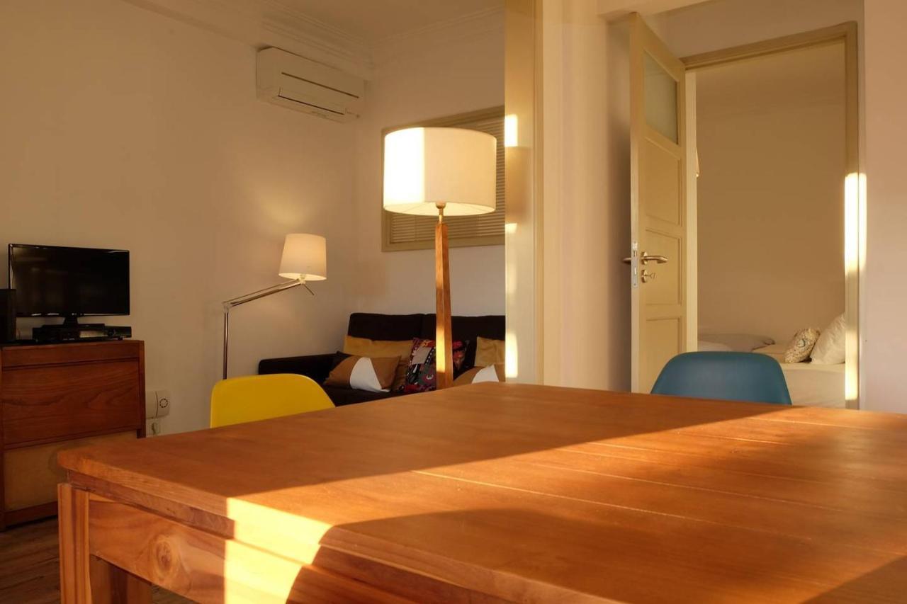 Central 2 Bedroom Apt W/Garden And Pantheon Views Lisboa 外观 照片