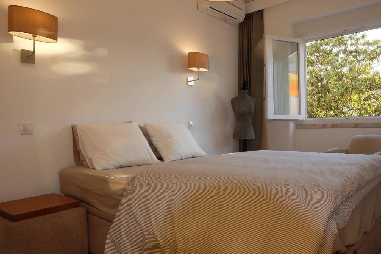Central 2 Bedroom Apt W/Garden And Pantheon Views Lisboa 外观 照片